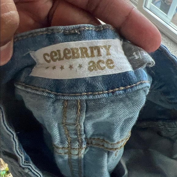 Jeans - Picture 3 of 3